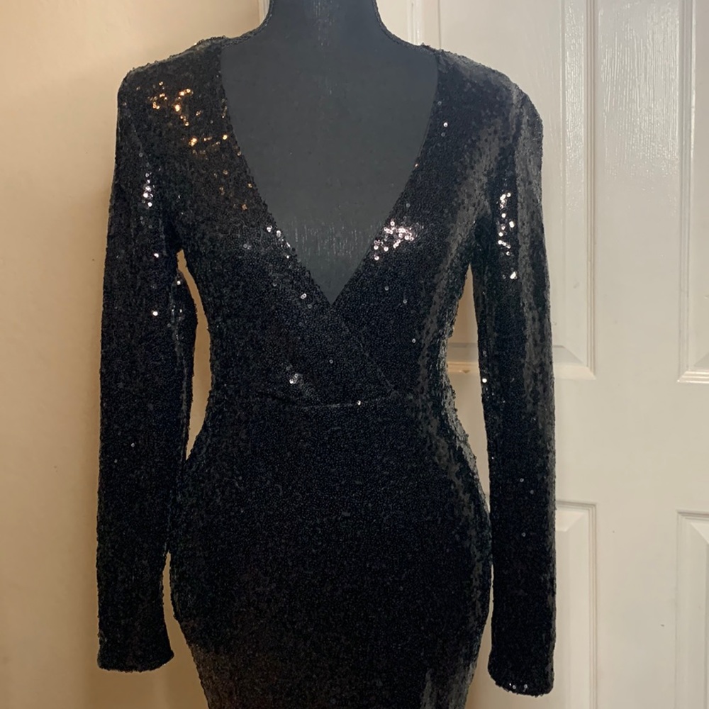 Long sleeve sequin black maxi dress🖤